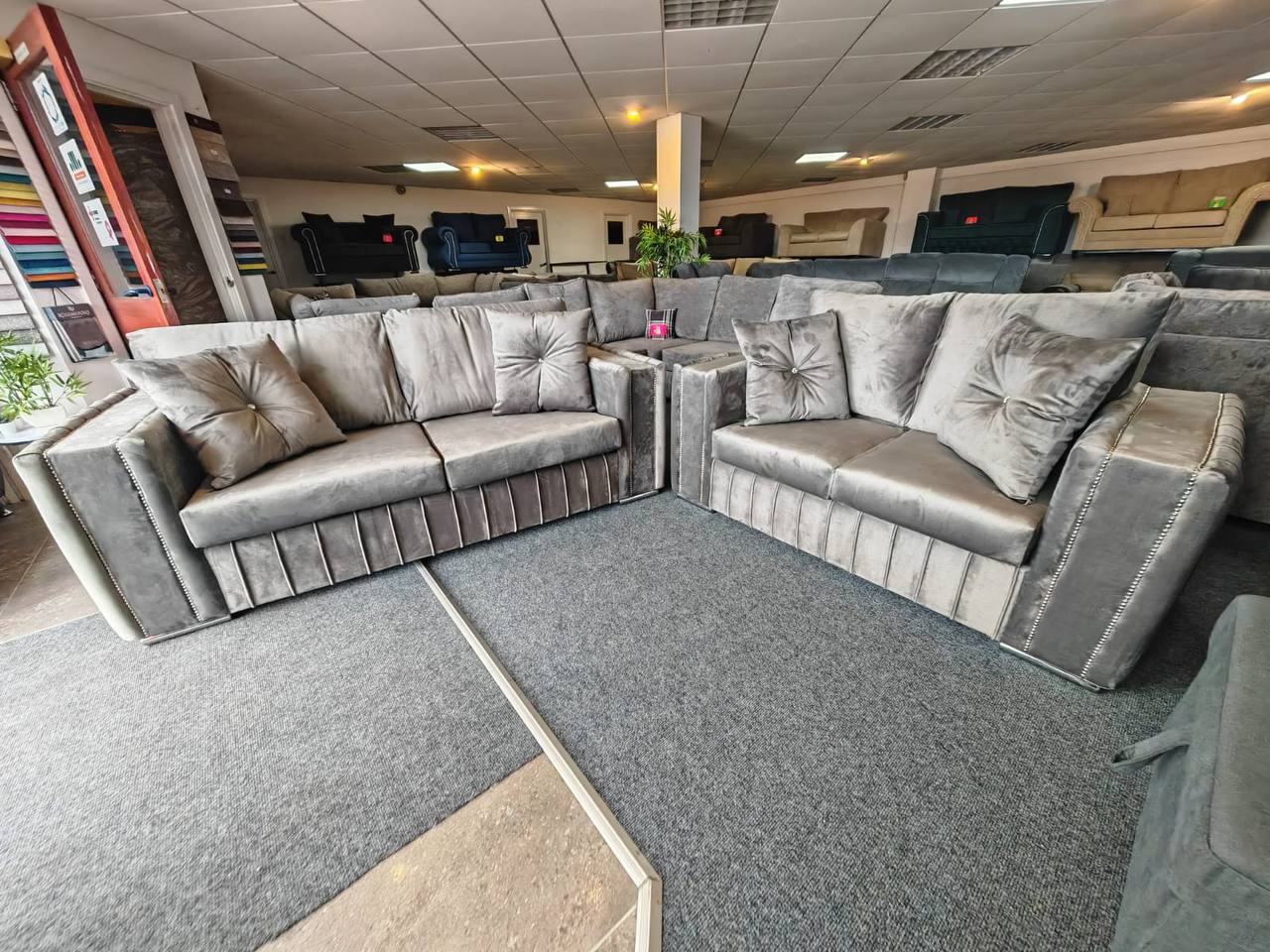 Layla Sofa Suite - Comfort Furniture