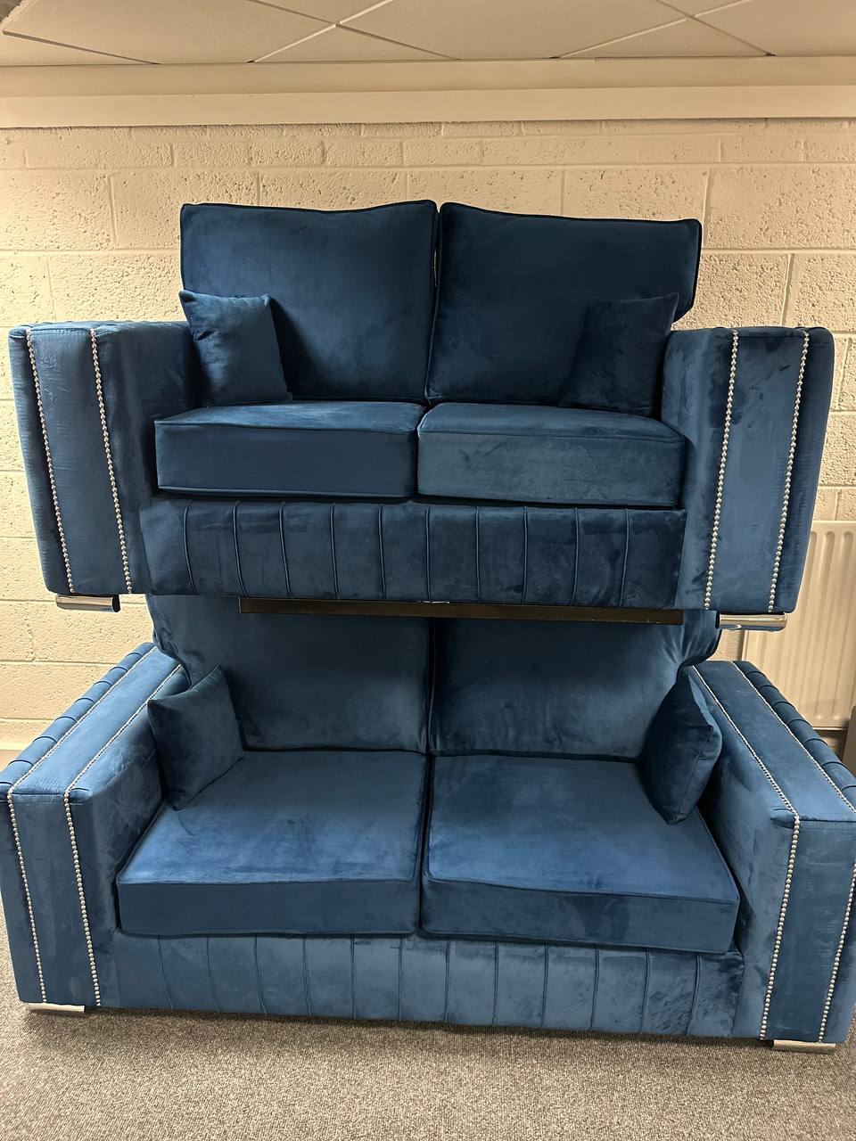 Layla Sofa Suite - Comfort Furniture