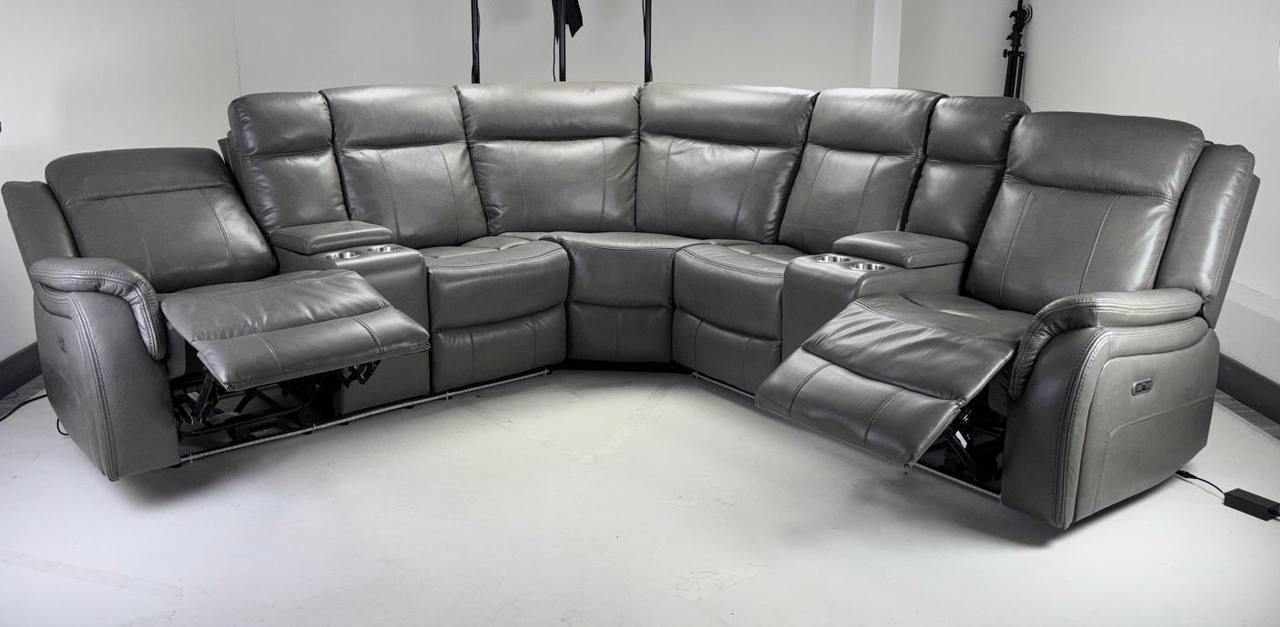 Lily leather electric recliner - Comfort Furniture