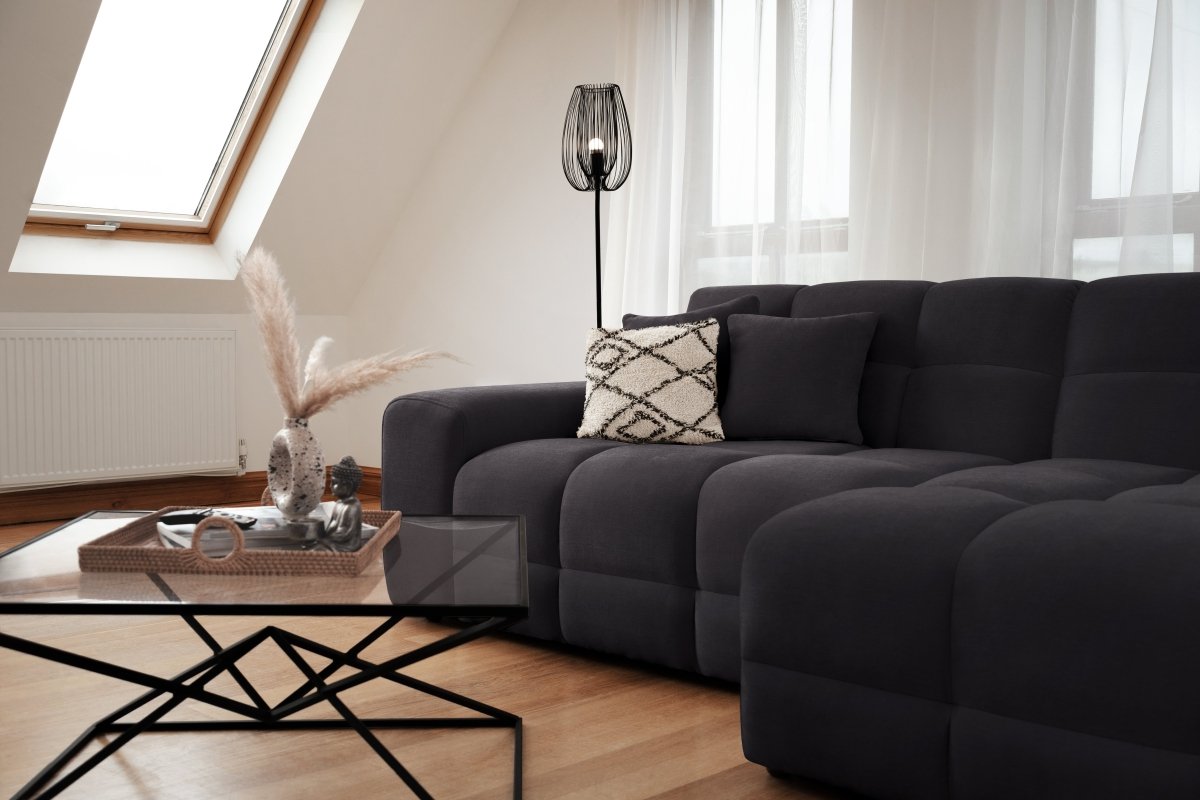 Jacob Sofa Black Right Hand Facing Corner - Comfort Furniture