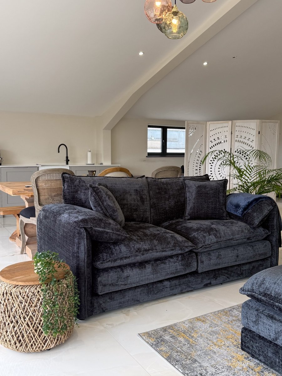 Solaya Sofa Black 3 Seater - Comfort Furniture